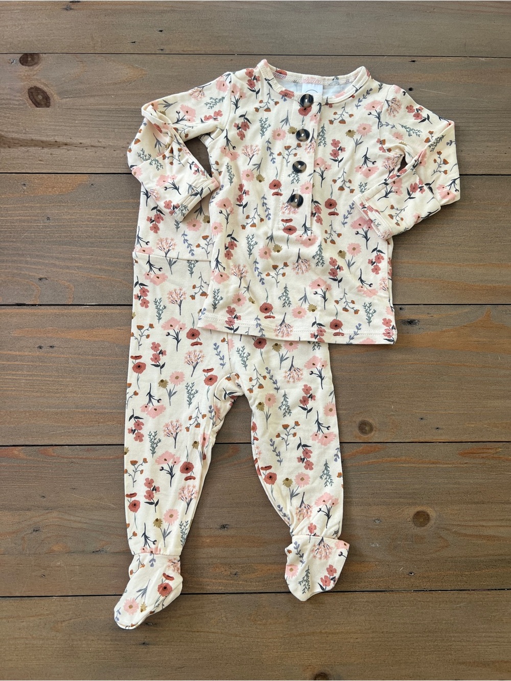 NWOT Lou Lou & Company Newborn Floral Two-Piece Set